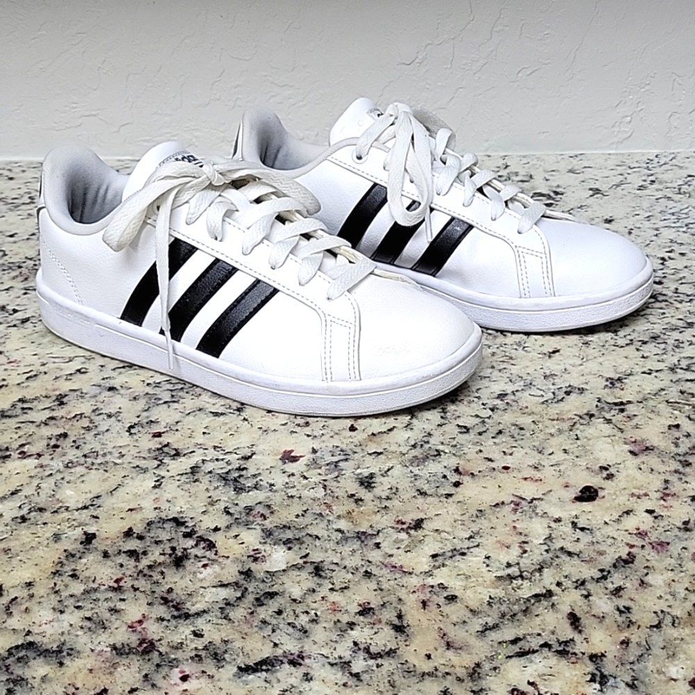 Women adidas white leather shoes
